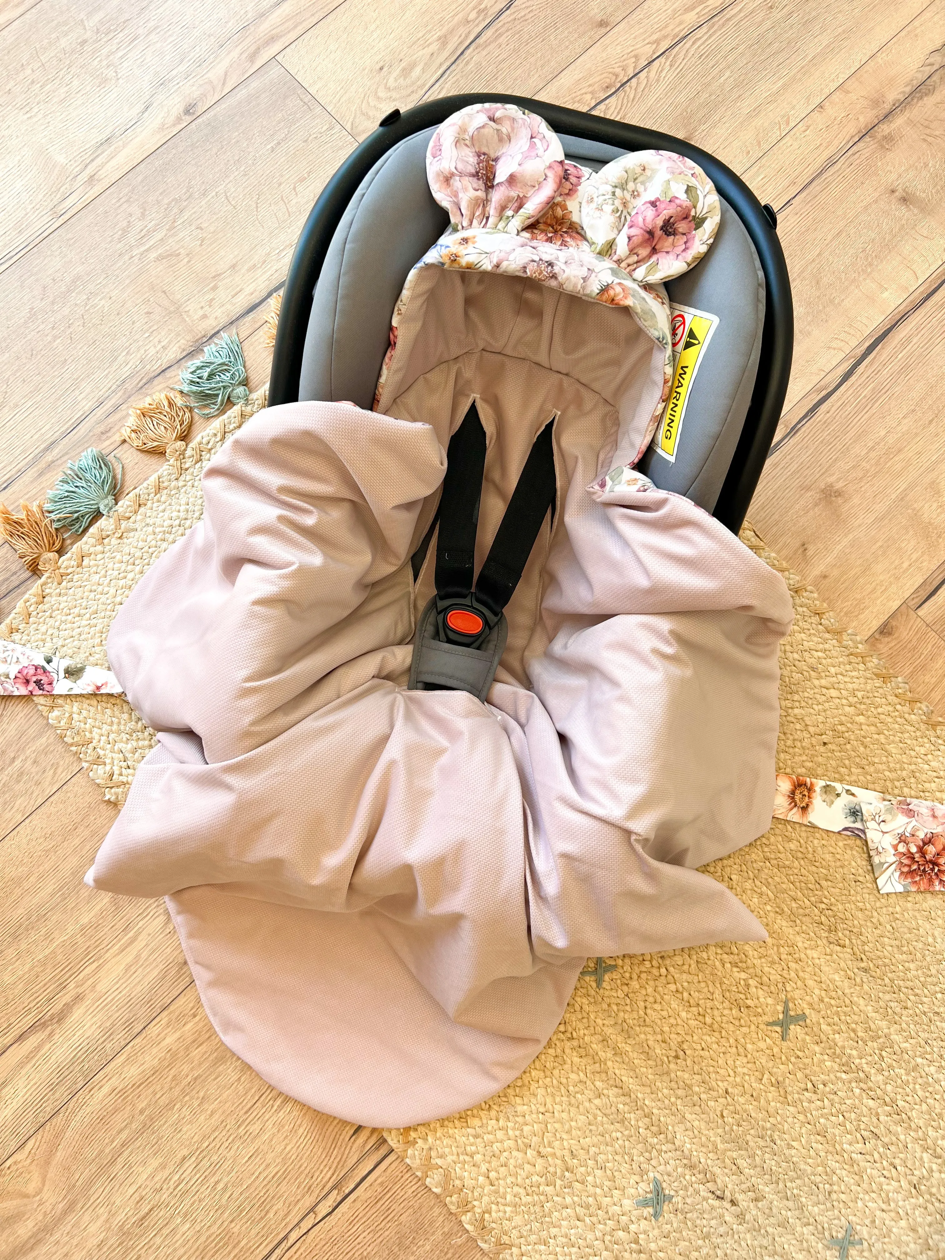 Car Seat Blanket - Velvet & Cotton - The Flower Garden