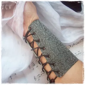 LIMITED EDITION: "Shadow Rose" Leather Bracer