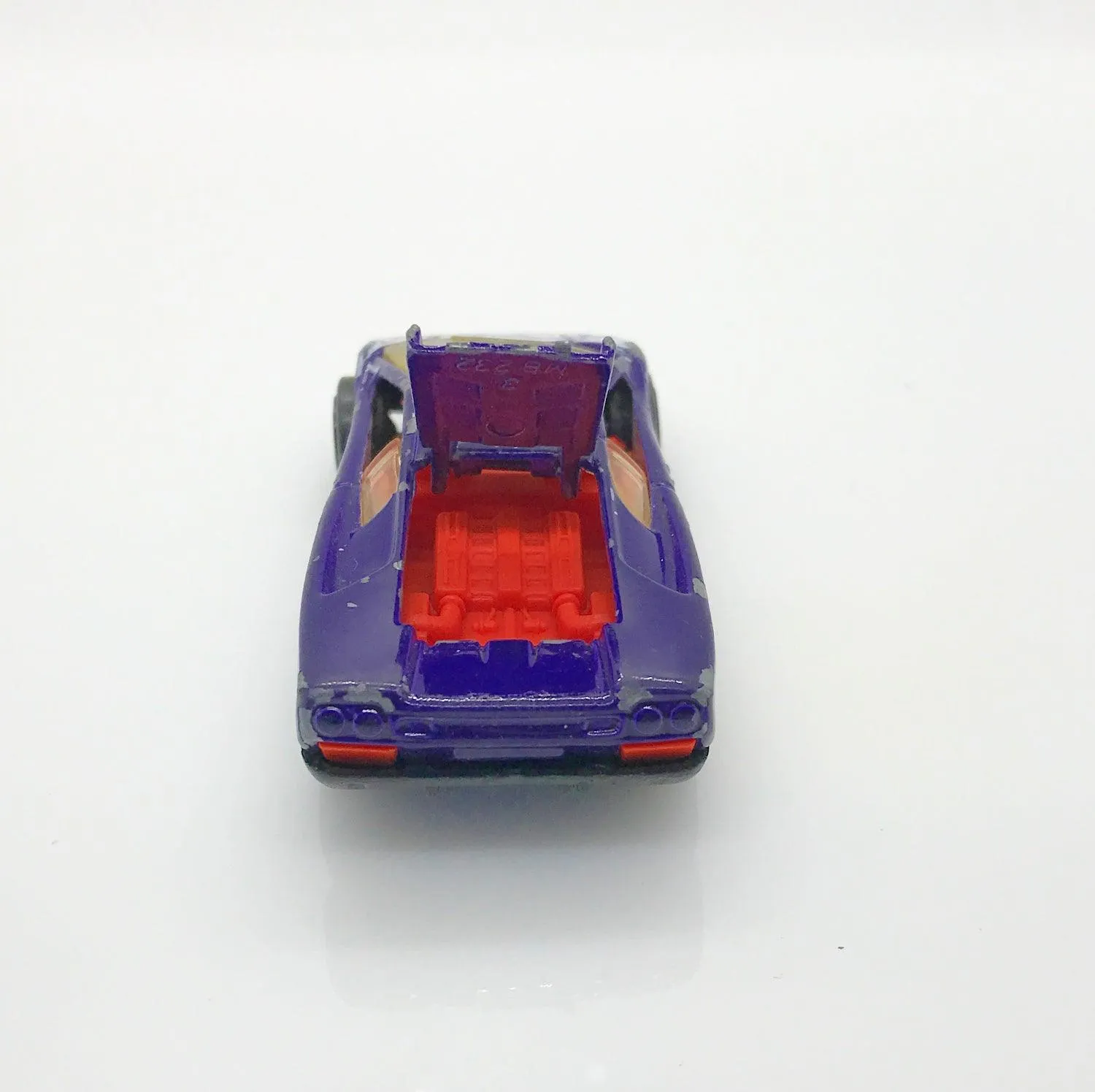 Matchbox Purple Lamborghini Diablo 1:59 scale (1991)