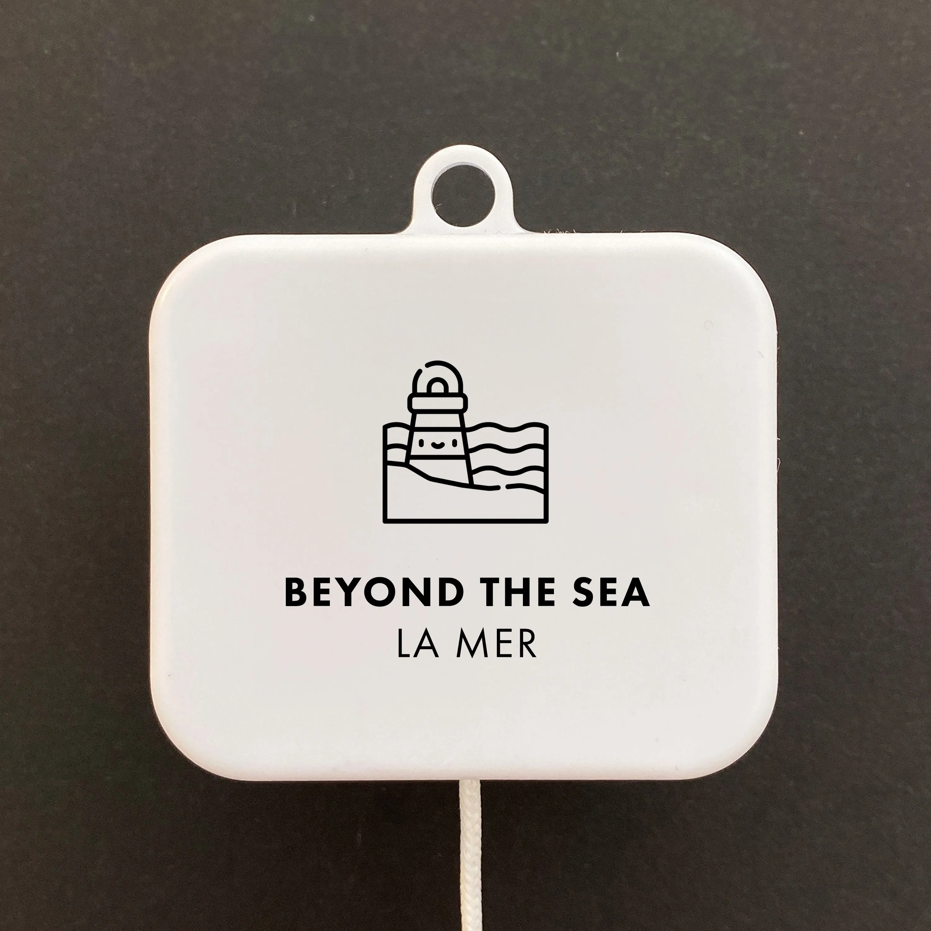 Music Box . Beyond the Sea / La Mer