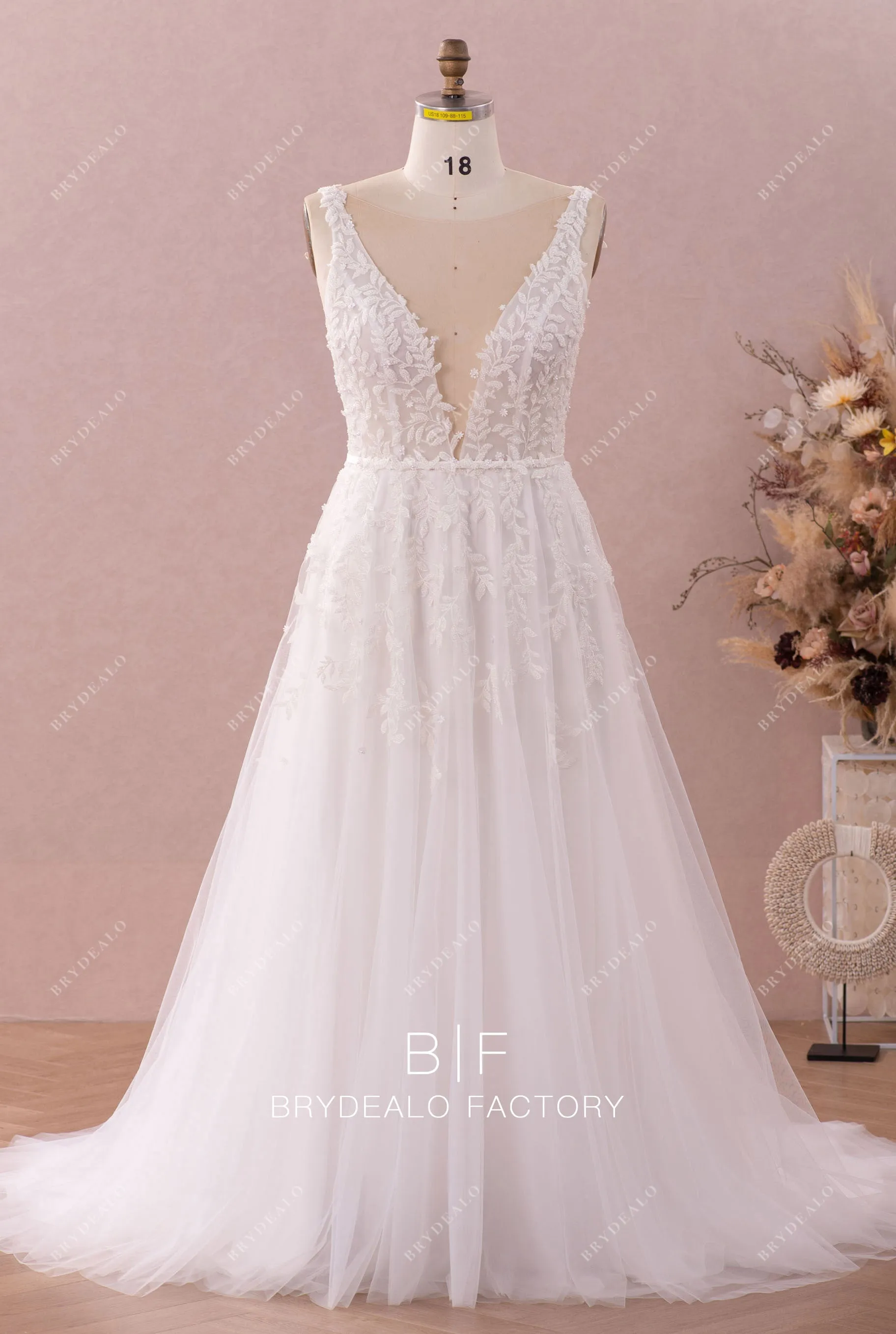 Plus Size Sleeveless Deep V-neck Court Train Boho Lace Bridal Dress